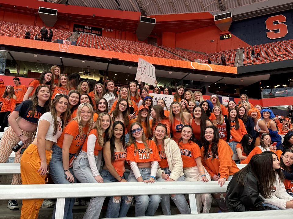 ninabohan1's tweet image. #AXiD loves Cuse #beatduke #CuseGameDay