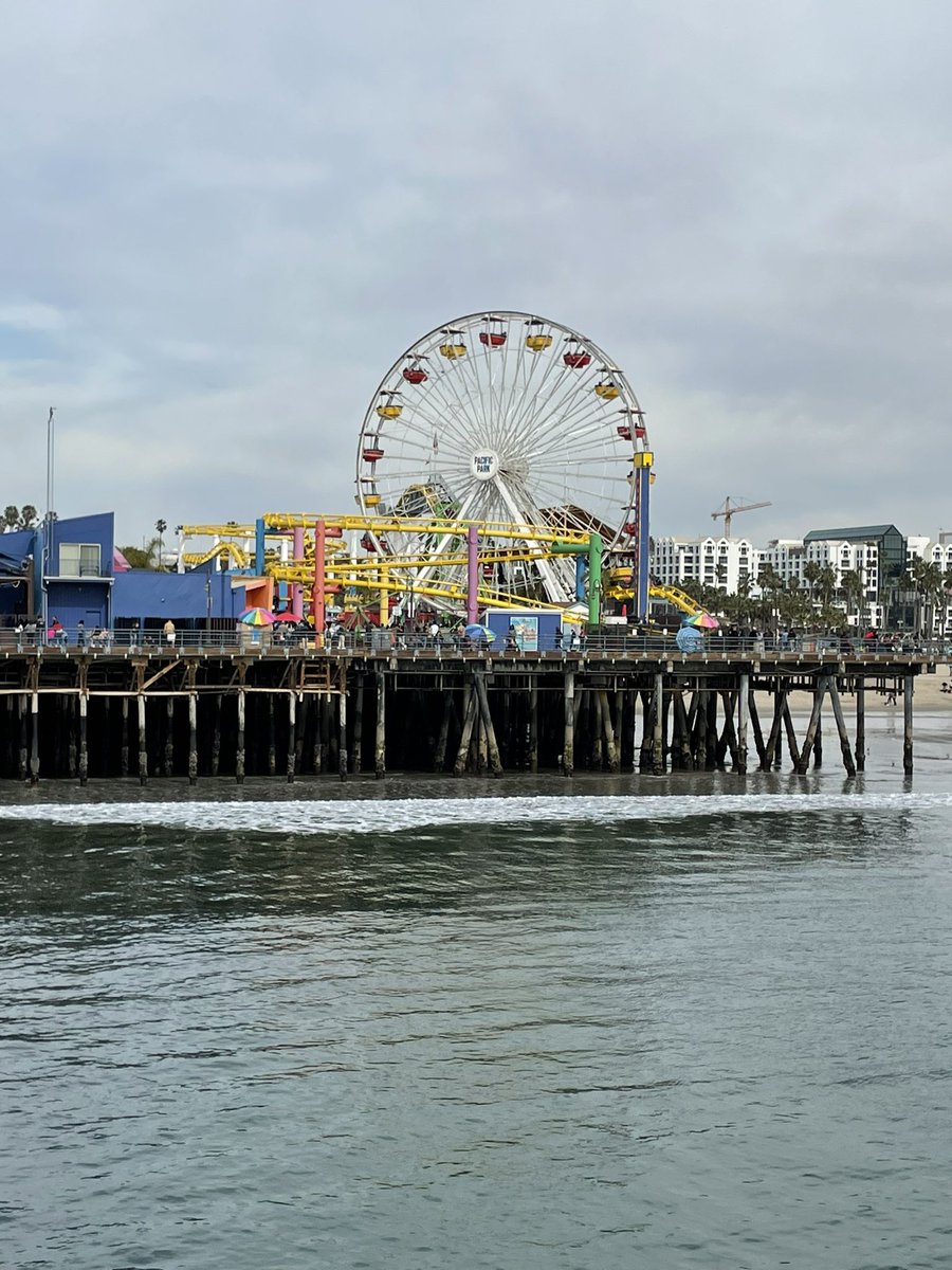 TeenBoat's tweet photo. Don’t give in to pier pressure https://t.co/9SpUOejtjX