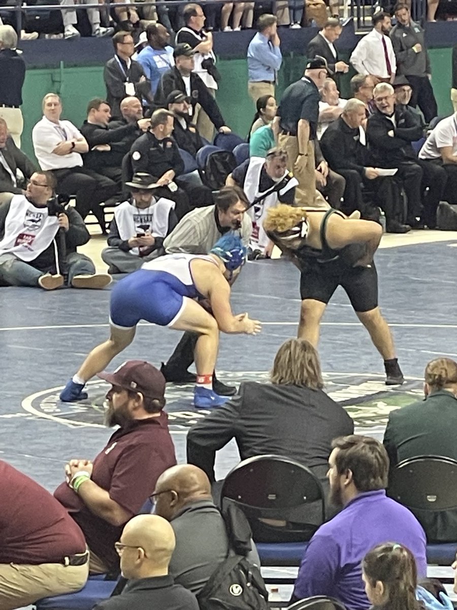 CoachB46458203's tweet photo. 2A State Champion! ⁦@DJSpringII1⁩ ⁦@spring_dj⁩ ⁦@MHSBlueDevilsFB⁩ So proud of you bud! https://t.co/t7zdBL6A3q