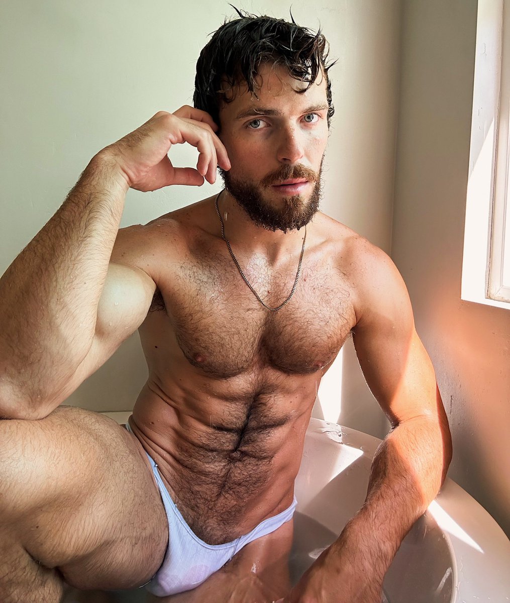 MrBradford7's tweet photo. 🧽🛁 dirty boy https://t.co/uS9hbOMiqg