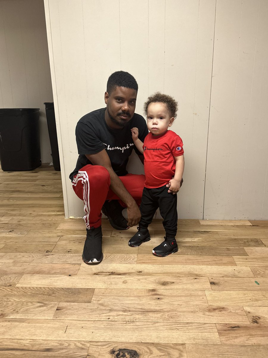 KevinTapia__'s tweet photo. ❤️🖤 https://t.co/tX8XdfkXzn
