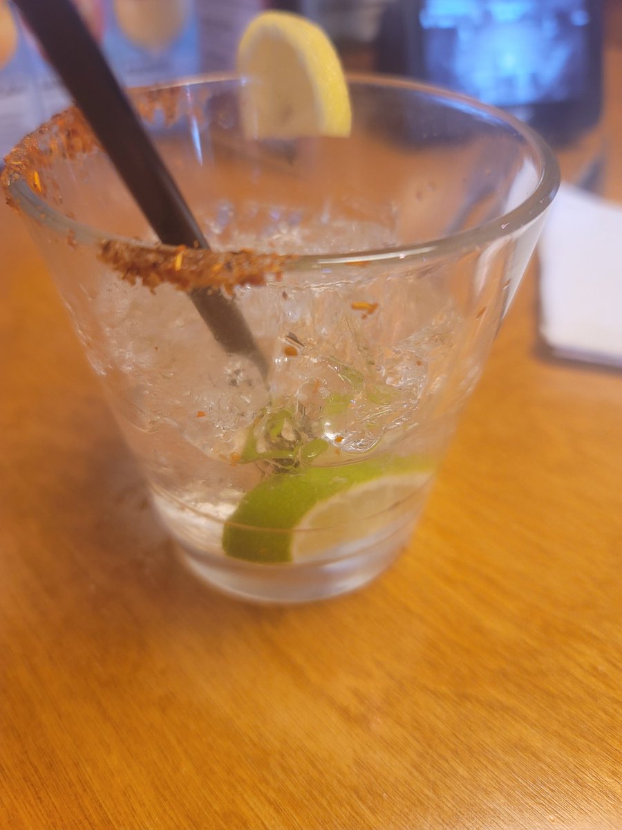 skinnysean9's tweet photo. #Cactuswater https://t.co/aXM0z9hNZc