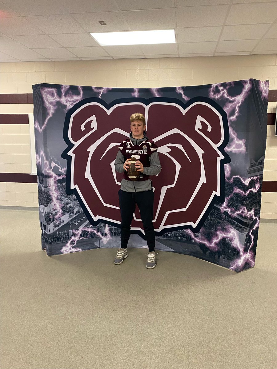 WolfConnor2's tweet photo. After a great junior day and conversation with @NickPetrinoMSU I am happy to announce I have received my first offer from @MOStateFootball! https://t.co/IpX1sear7m