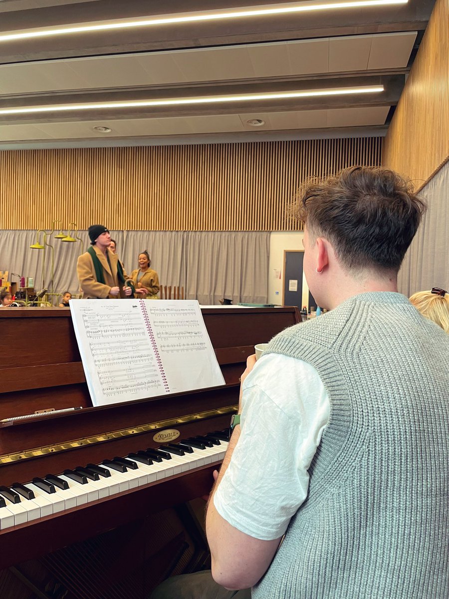 And just like that we’ve finished our 4.5 weeks of rehearsal. Super proud of this gorgeous company and very excited to get <a href="/AnnieMusicalUK/">Annie The Musical</a> open! 🧩