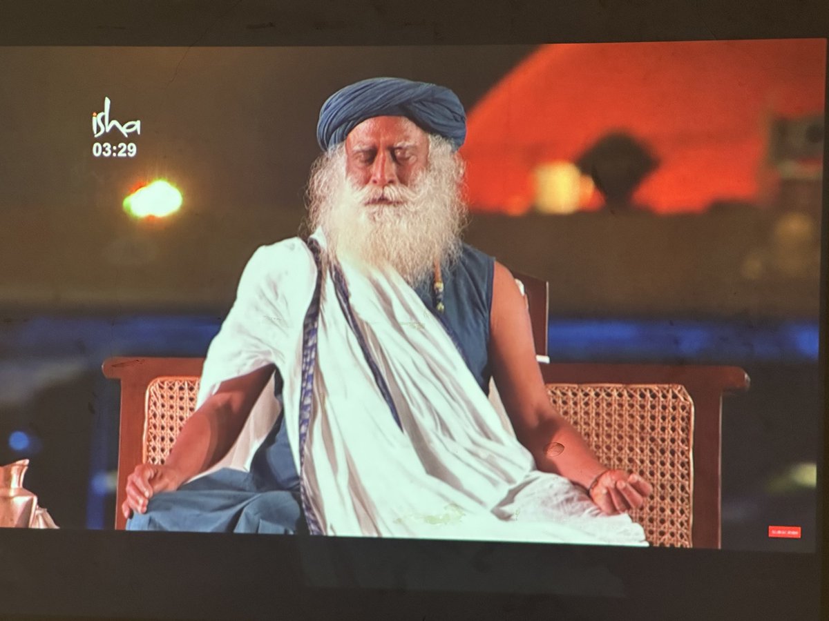 MiTHA9's tweet photo. MahaShivratri’23 #ShivaShivaAllNight Sadhguru blessed to receive you in so many ways….Pranam 🙏🏽 https://t.co/l3ZvhuLPFn