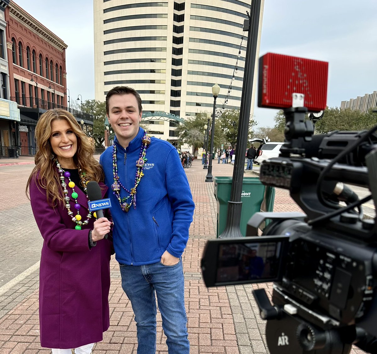 It’s Mardi Gras Time! <a href="/Cameron_Sibert/">Cam Sibert</a> and I are on Crockett Street covering the Majestic Crewe of Aurora parade LIVE in downtown Beaumont! Let’s Laissez Les Bon Temps Rouler Southeast Texas! 💜 💚 💛