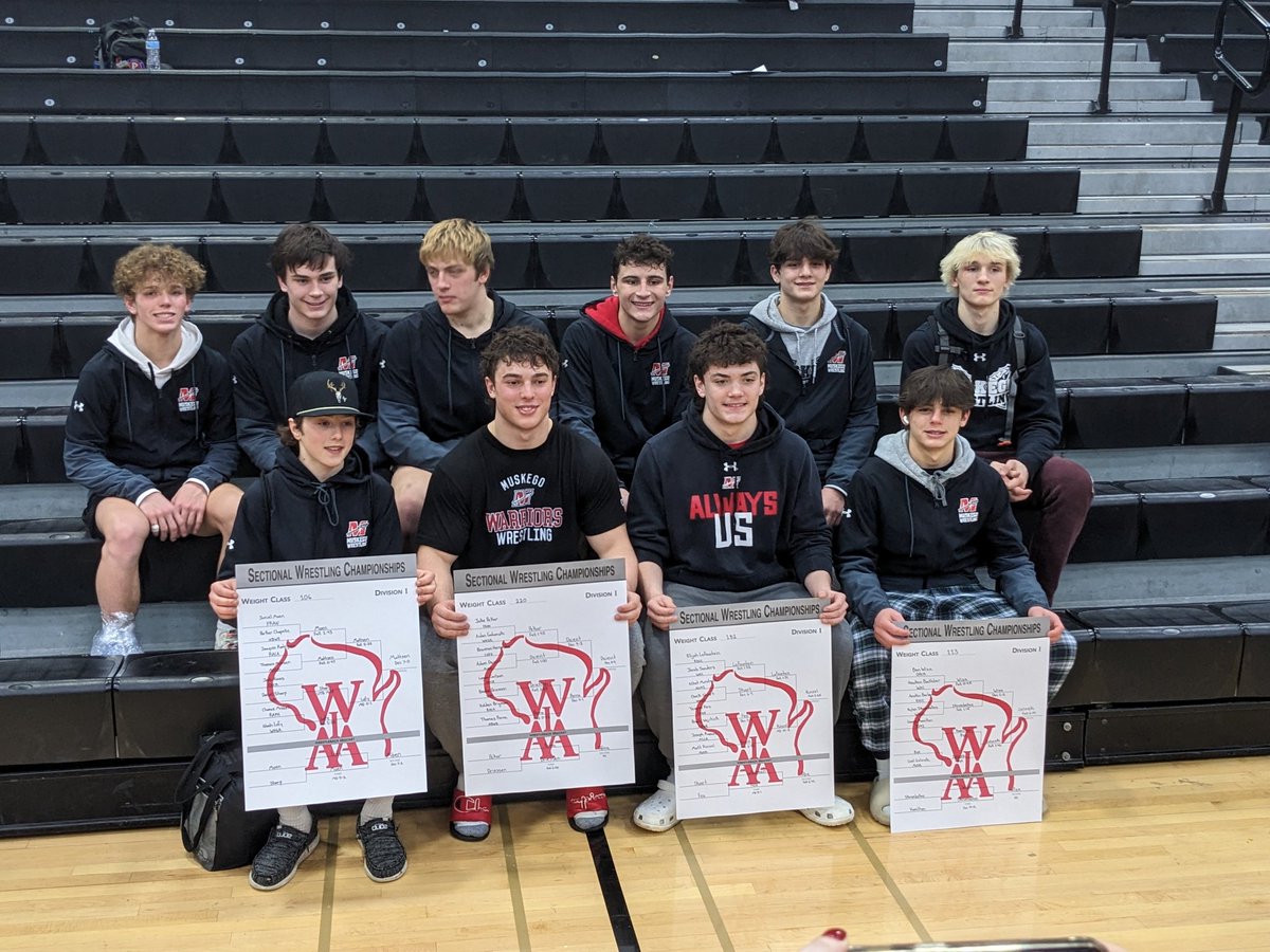 WrestleMuskego's tweet photo. 10 Guys Through to the WIAA State Tournament. It's been a pretty special day! Go Warriors!
@1WarriorMHS  @MHSIrvine @MhsTheme @MuskegoNorwaySc https://t.co/oChJJILasT