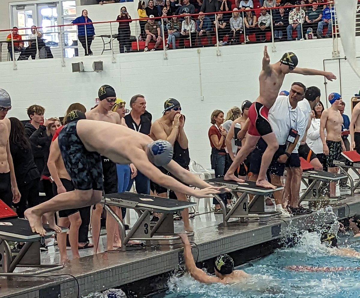 La Cueva High School tweet media