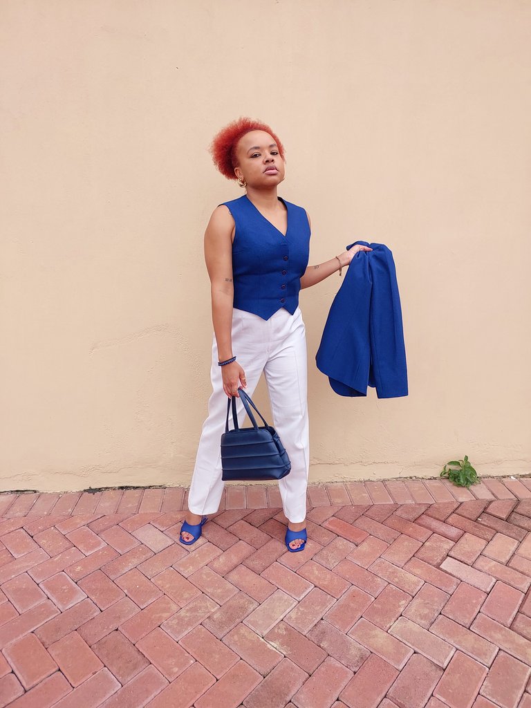 BridgetteM_10's tweet photo. Always look the part. π
Also, any excuse to dress up. π
π
Got to be present @advertisingweek @AWAfrica_ and watched @KevinHart4real (for the second time) speak all things HartBeat. So dope. π€π½
#AWAfrica https://t.co/qWXuEVuxiu