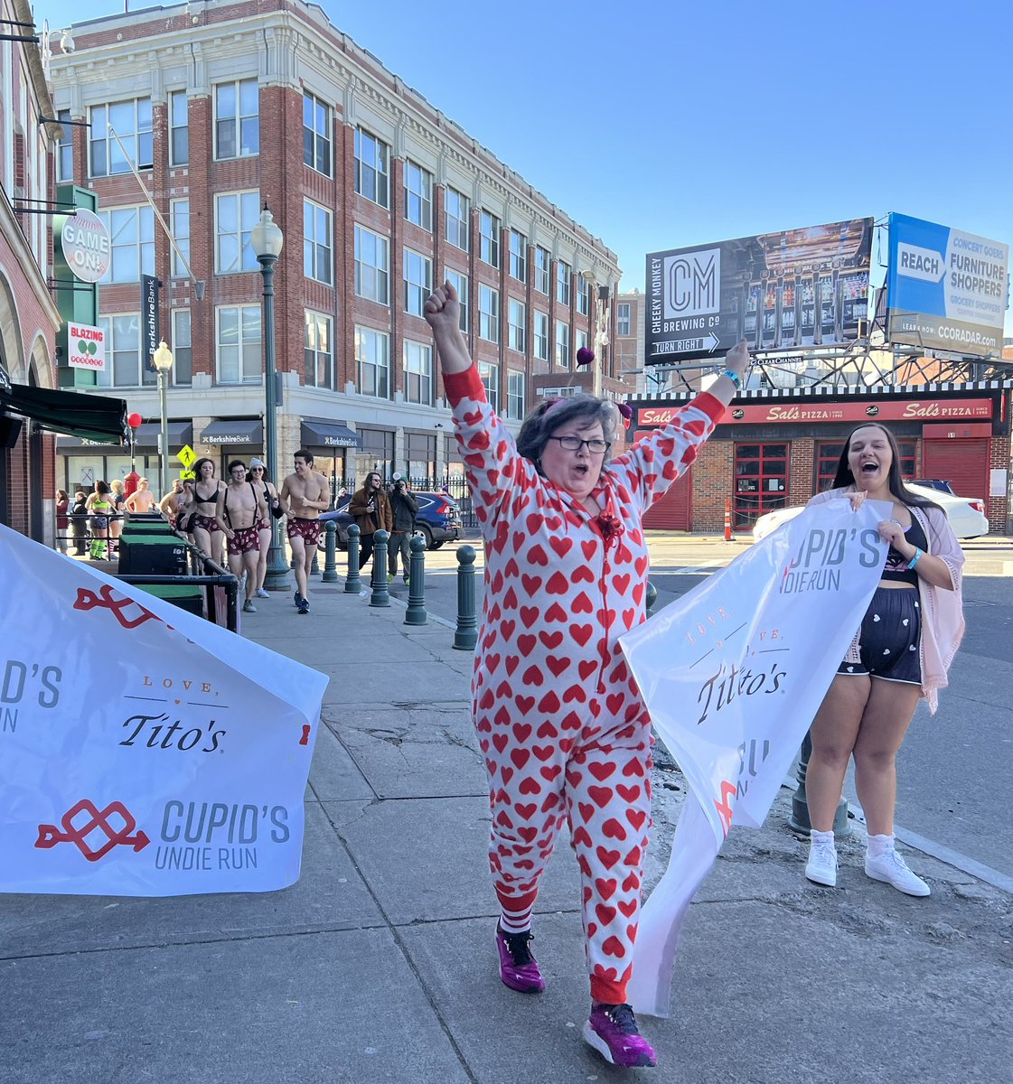 wbzSausville's tweet photo. “If I don’t have to wear pants, I’m totally up for it.” More than 300 ran around @fenwaypark, many in just their underwear, for #Boston’s @CupidsUndieRun raising more than $170,000 for @ChildrensTumor. #neurofibromatosis #NF @wbznewsradio https://t.co/ABjOyjaNvl