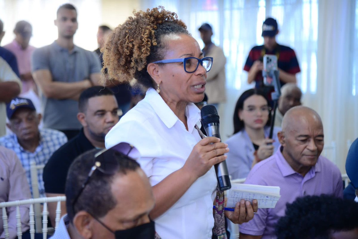 PldlVega's tweet photo. 📍[San Cristobal] ⭐️⭐️⭐️⭐️

Presidente @AbelMartinezD sostiene exitoso encuentro con la prensa local de #SanCristibalEsDeAbel 

#PorUnCaminoMejor
#AbelPresidente @Abel24RD https://t.co/Z55Q9b6LUu