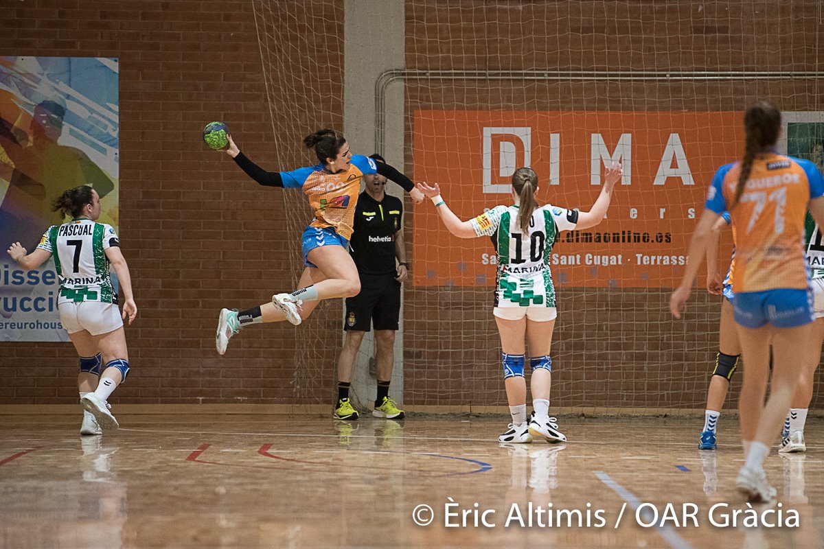 🤾‍♀️ Div. Plata Femenina: <a href="/oargracia/">OAR Gràcia Sabadell</a> 29 - <a href="/HandbolMislata/">Grupo Usa Handbol Mislata</a> 27

El conjunt gracienc supera per 2a vegada el líder i escurça 2 dels 3 punts d'avantatge que li portava. També aquí amb destacat protagonisme de <a href="/mariamonllor/">Maria Monllor</a> des de la zona  de pivot.

#forçaOAR  @sbdesport #70anysOAR