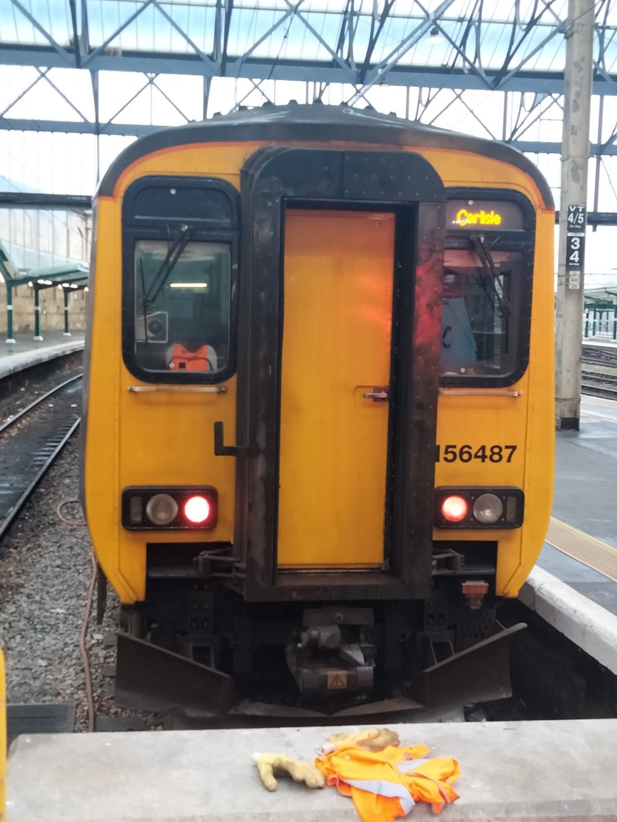 Harrod15S's tweet image. Northern 156487 at Carlisle station this afternoon
#class156 #Trains #Northern #Carlisle