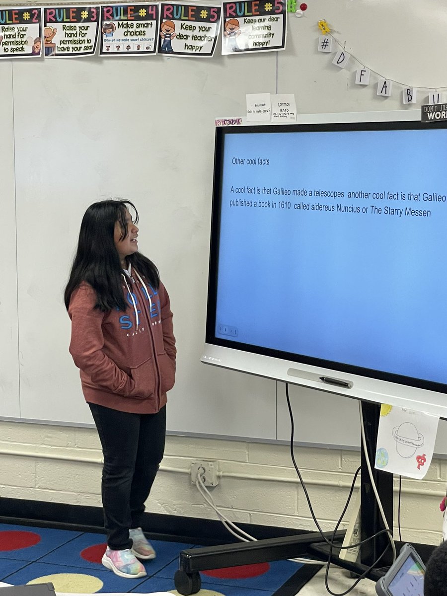 MSTDAVISFAB5's tweet photo. Did someone say celebration ?🎉.           S celebrated their learning abt our Rdg Unit “The Reformation” by sharing presentations about significant reformers and creating stained glass windows. Engagement for the win! More pics to come ! #dfab5 #eaglepride https://t.co/dpZt6D015V
