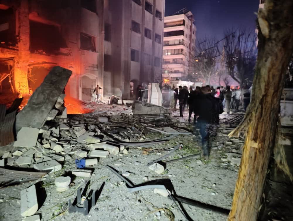 Rulaelhalabi's tweet photo. #Syria
It's hard to believe that while the Syrians are still searching for survivors after the deadly earthquake that hit Turkey and North Syria, ISRAEL attacks residential buildings in Kafr Souseh South of Damascus!
Reports of 3 dead and many injured 😞
#GodHelpSyria https://t.co/B65QmhXWy3