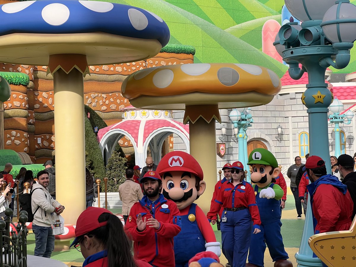 Harry McCracken tweet media