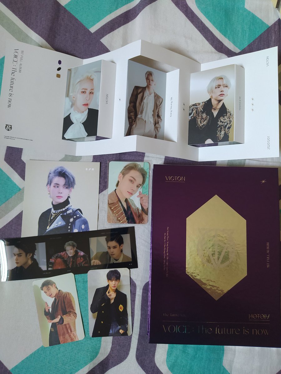 [🦋] PRONTA ENTREGA

NCT NEOZONE
VICTON VOICE: THE FUTURE IS NOW

ABERTOS; COMPLETOS
* VICTON com pob do Sejun

R$100 + envio /cada
