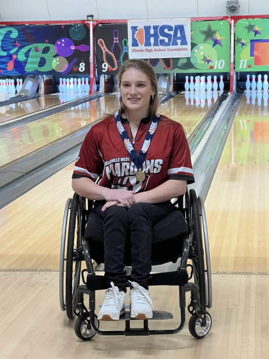 🎳2⃣0⃣2⃣3⃣ <a href="/IHSASTATE/">IHSA State</a> GIRLS #BOWLING 🏆

🏆TEAM RESULTS 🏆
🥇 Lockport
🥈 Joliet West
🥉 Harlem

🎳🥇St. Charles East’s Lida Burgos is the 2023 individual state champ &amp; Belleville West’s Andrea Ritchey won the Wheelchair Division!

🔗Results▶️ihsa.org/Sports-Activit…