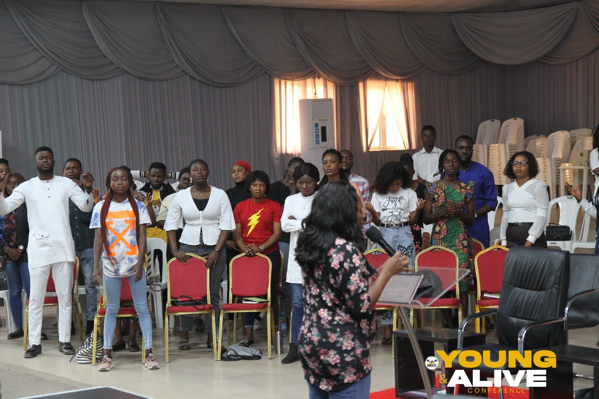 NrccSinglesConn's tweet photo. We were richly blessed during @pstfunmiojo session. Mummy taught on "Maximizing your singlehood". Important points to note down:
"As a single person, pray for and invest in Godly association"
"You are defrauding the Lord when you engage in pre-marital sex" https://t.co/lNM4jExDLR