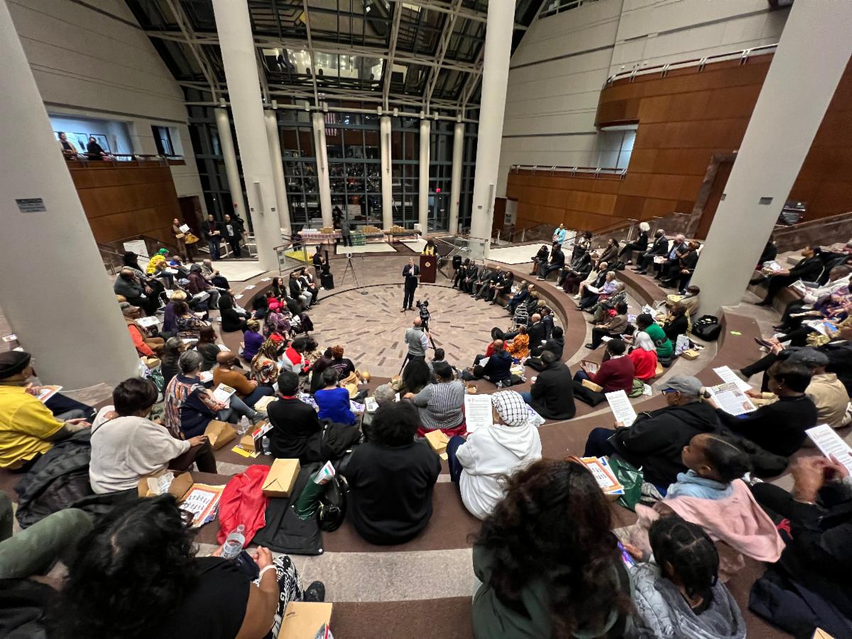 I had the pleasure of presenting our proclamation dedicating February as Black History Month in Fairfax County at the Black History Month Celebration. We heard from community members and leaders and celebrated the history and contributions made by the African American community!