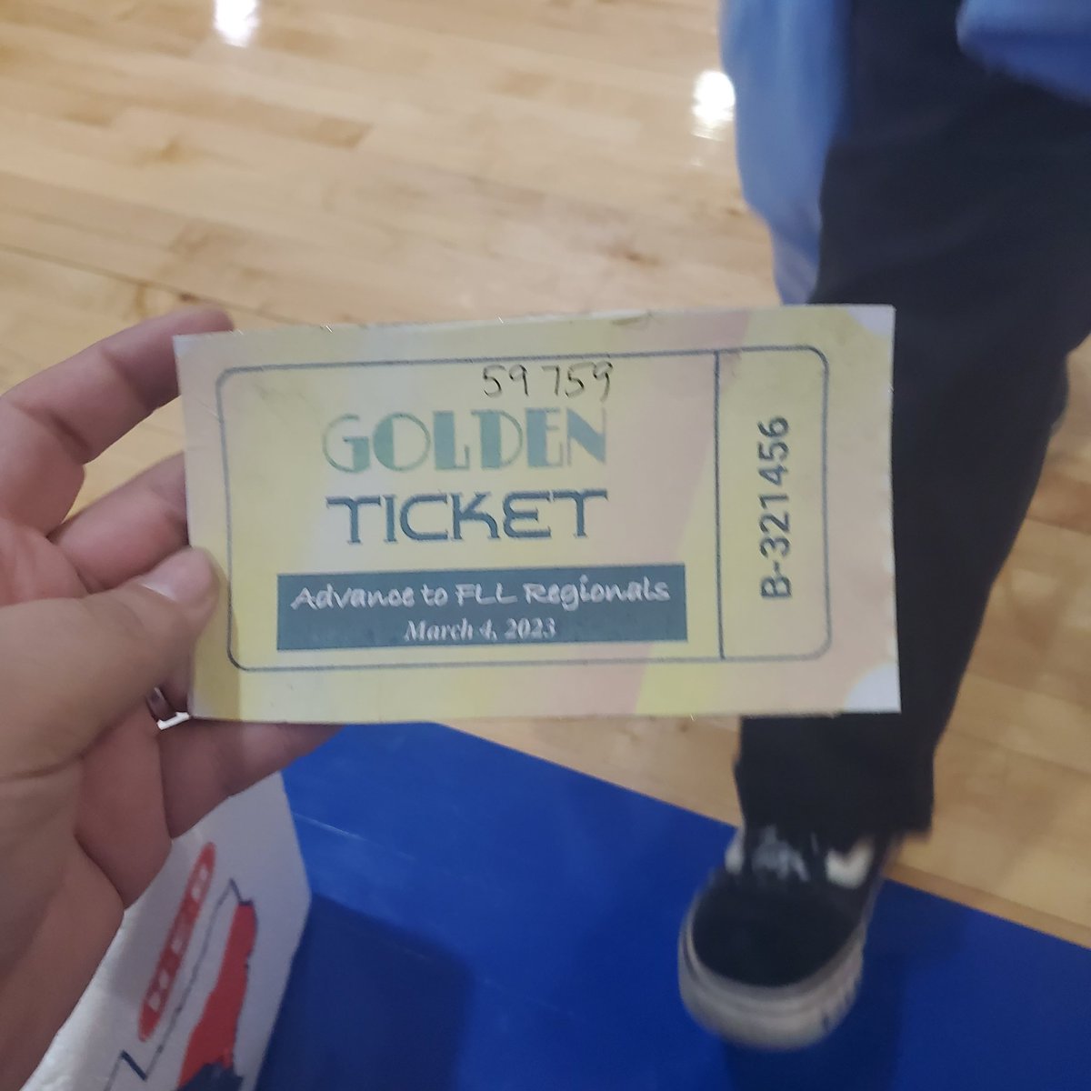 gaviden's tweet image. We did it!! We qualified for Regionals 
I am sooo proud of my Owlets they demonstrated preserverence, teamwork, and had fun. What a stressful day but to see their little faces light up when they called our name made it worth it @SAISD @SAISDFoundation @SAISD_EdTech @SAISD_CI