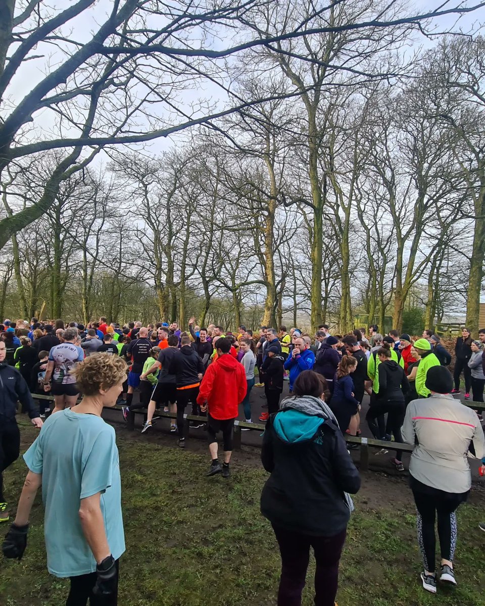 TheWiganRunner's tweet photo. Day 49..
& the 300 For @haighwdparkrun π³!
πββοΈππ»ββοΈw/ Kev ππ»ββοΈ & about 300 ppl ππ»ββοΈππ»ββοΈ @ the 300th this morning! After last night's drizzle π§ the course was a little muddy π©
but it was okay & great 4 running ππ»πͺπ»πππ»
#49 #300 #Saturday #LoveParkRun #Weekend #BestWayToStartTheWeekend https://t.co/gMYFThO7GK