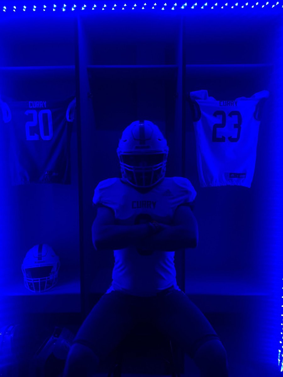 JadSqualli's tweet photo. After a great a visit and conversation with @CoachTParsons and @Pippin_McKinley I am excited to announce that i have received an offer from Curry College! https://t.co/YNQoefbsy7