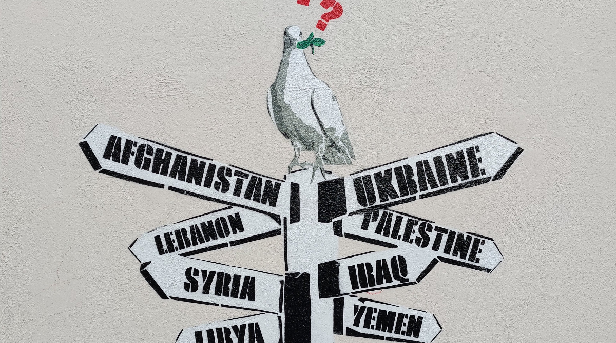 UtopiaStreetArt's tweet photo. Confused Peace Bird ✅ More 📸/ℹ️: https://t.co/eXRtFCv5kj https://t.co/Mwqj4yClNP