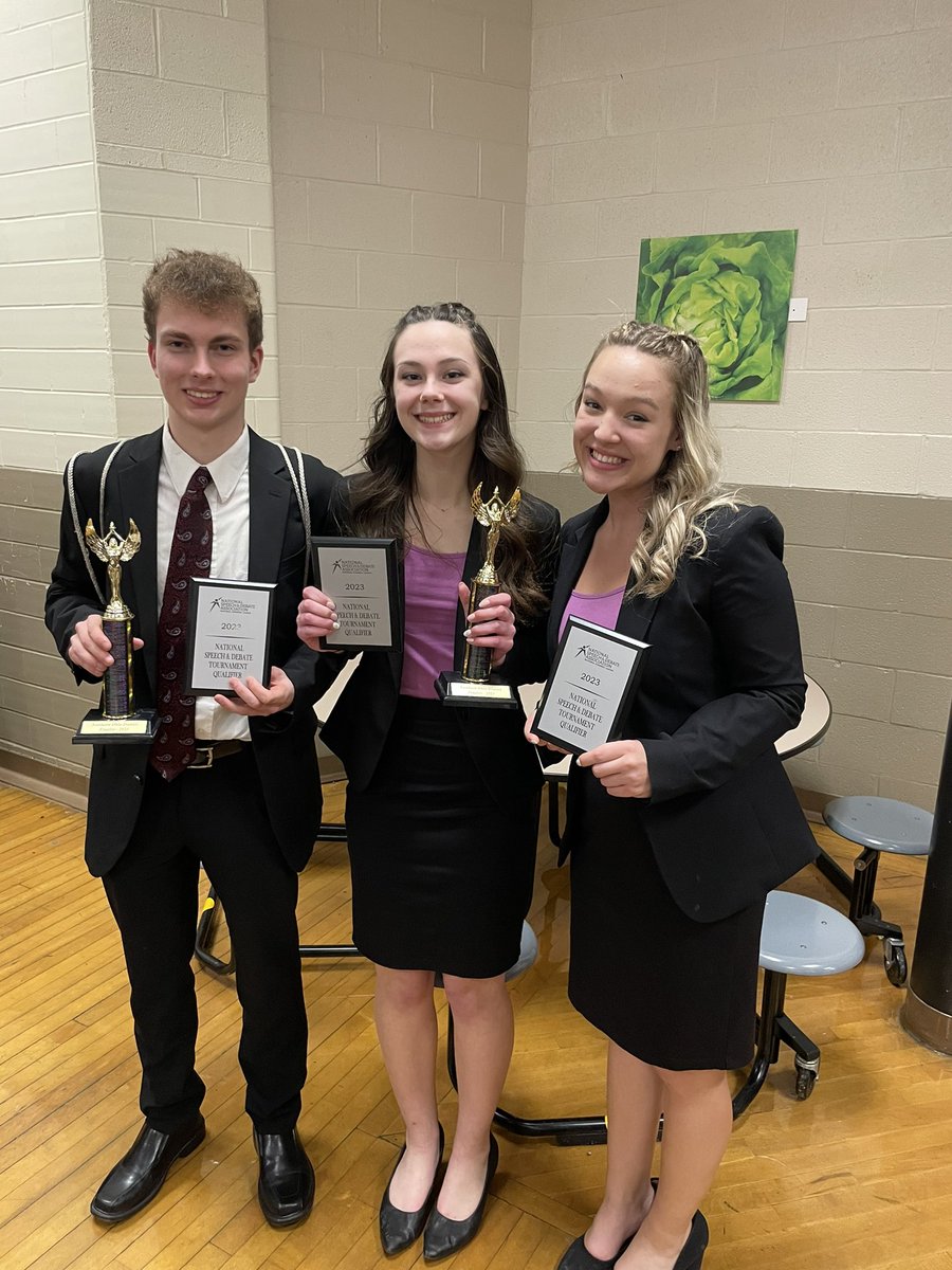 NHSpeech's tweet image. Nsda Northern Ohio District Tournament results! Congrats Kyle Whittaker, Avah Rodgers, and Savanna Taylor National Qualifiers! Also Ashton Russo, Brian Jones, Kyle Whittaker and Avah Rodgers for being finalist! Congrats to Max Ries new state qualifier! Great Job Team!