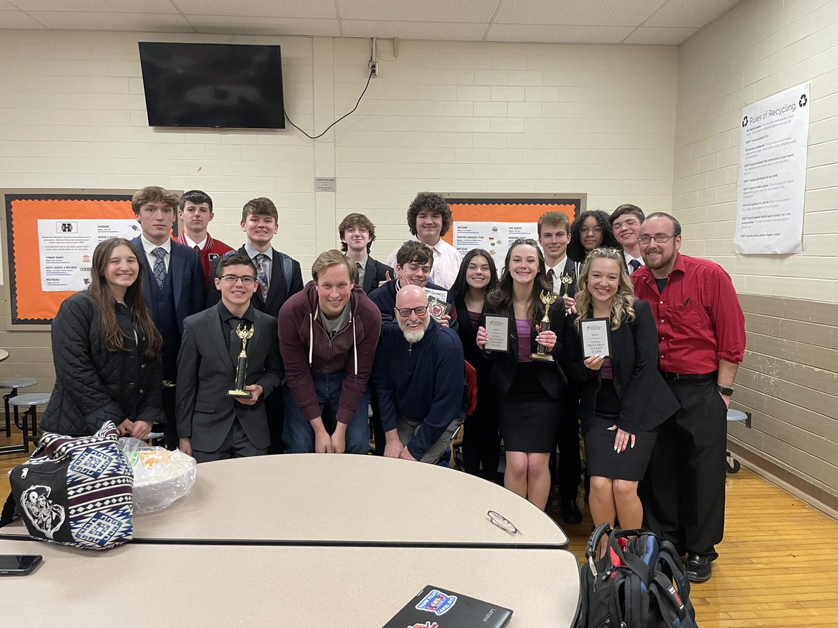 NHSpeech's tweet image. Nsda Northern Ohio District Tournament results! Congrats Kyle Whittaker, Avah Rodgers, and Savanna Taylor National Qualifiers! Also Ashton Russo, Brian Jones, Kyle Whittaker and Avah Rodgers for being finalist! Congrats to Max Ries new state qualifier! Great Job Team!