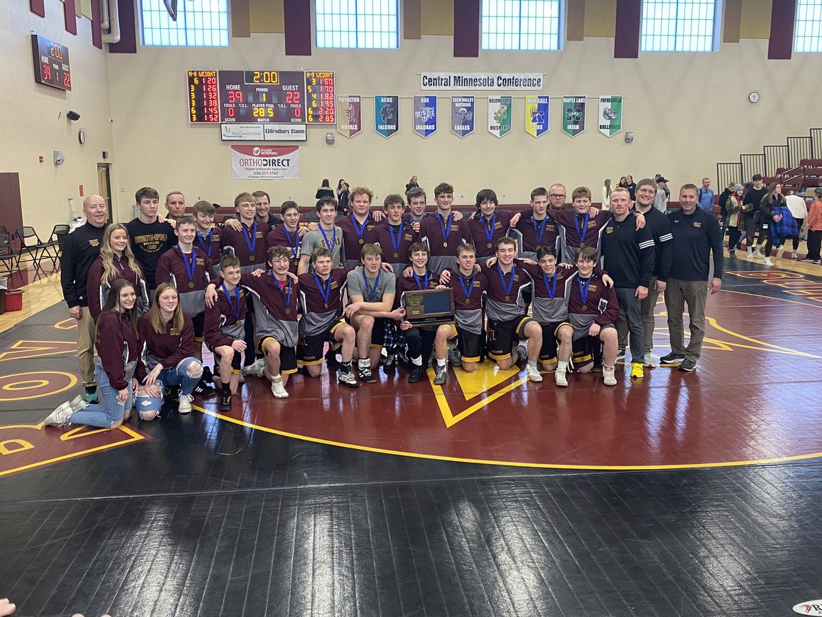 Congrats to the Royalton/Upsala Royals wrestling team for earning a 4th straight trip to the state tournament!! 

#GoRoyals #RoyaltonRoyals 

<a href="/SCTimesScores/">SCTimesScores</a> <a href="/RecordReport/">MC Record</a> <a href="/RoyaltonRoyals/">Royalton Schools</a>