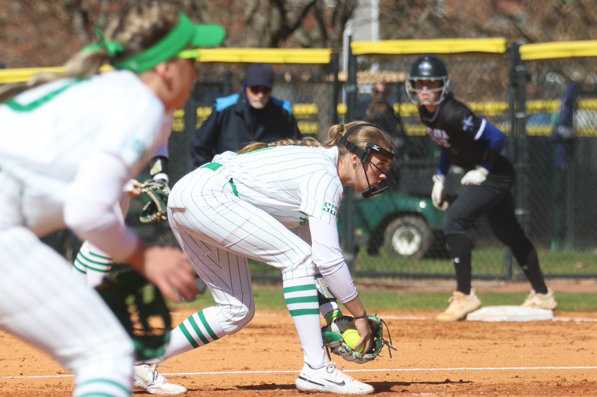 Marshall Softball tweet media