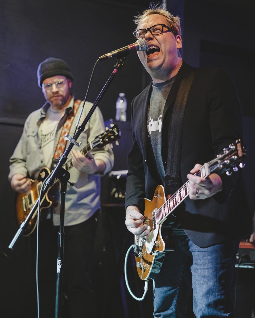 thegracious's tweet photo. Some fave pics of @CliffHillis &amp; The Fwd Thinkers live #TheRoyalGlenside. #Stream the new record "Be The Now" on #Spotify!

https://t.co/Pl2YSySITJ

#GraciousPix #NewMusic #PhillyMusic #LiveMusic #photography #musicphotography #concertphotography #SonyAlpha #Songwriter https://t.co/ewHP0n6WQY
