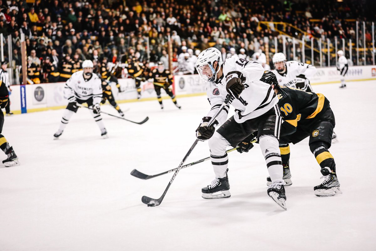 Views from the first period courtesy of <a href="/A_Huss_/">Ashley Huss</a> 

#BroncosReign