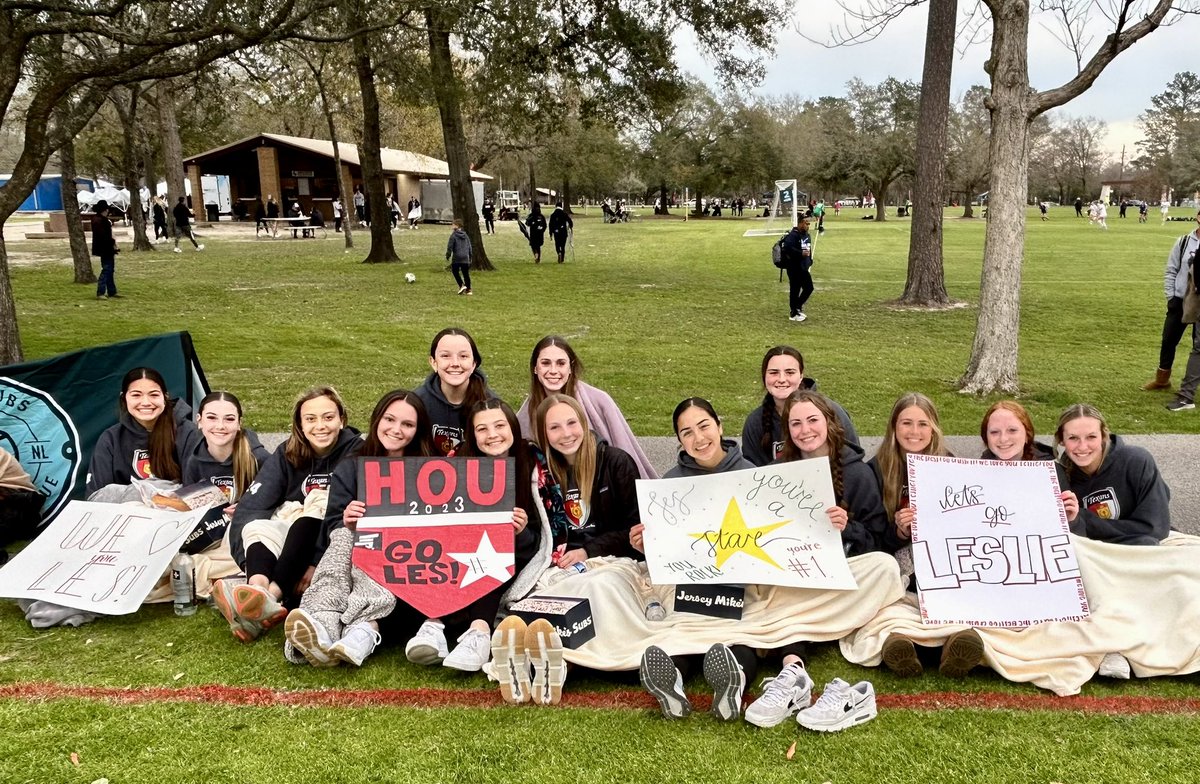 TexansECNL06's tweet photo. These Texans are ready to cheer on our very own @06leslie_ for her participation in the @ECNLgirls National Selection Game!  Go Leslie!!!!

#ECNLHOU

@TopDrawerSoccer @TheSoccerWire @PrepSoccer @ImCollegeSoccer @ImYouthSoccer @EcnlTexas https://t.co/JDZH0ouKhT