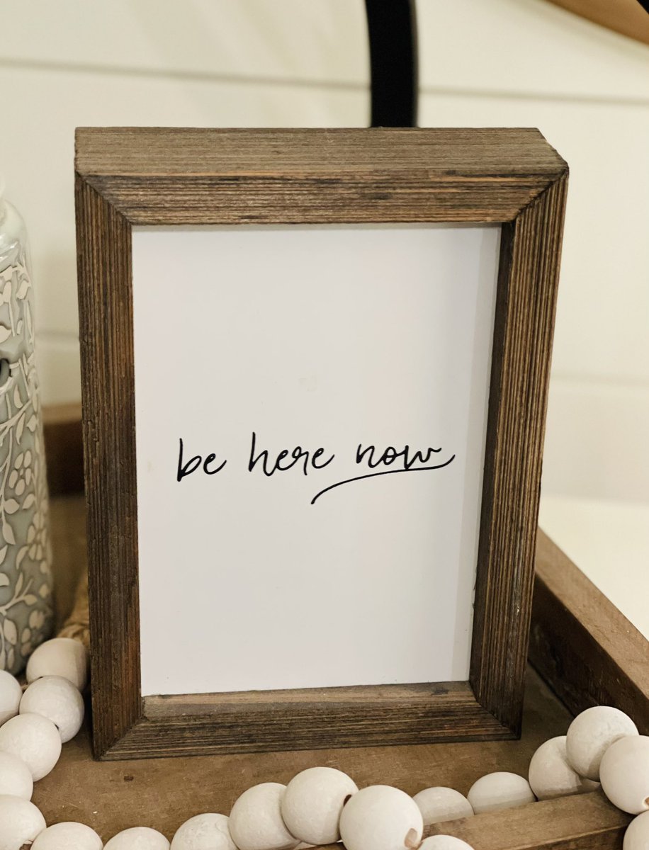 Found this a few years back when a friend &amp; former boss challenged our team to #bepresent. To this day it’s one of my favorite reminders.
@roblhammond15