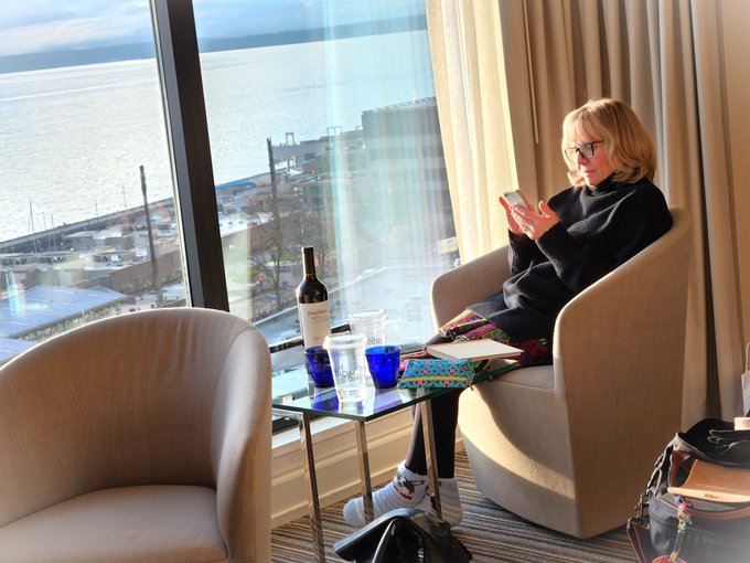 This is one of the best views in #Seattle!  Yay! @MarieRocksxxx            https://t.co/G2S22kpHMK https://t<a href="/tag/seattle"class="tags">#Seattle</a>