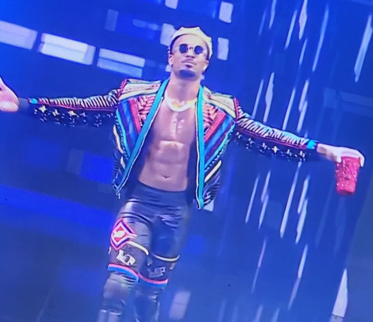CrispyWrestling tweet media