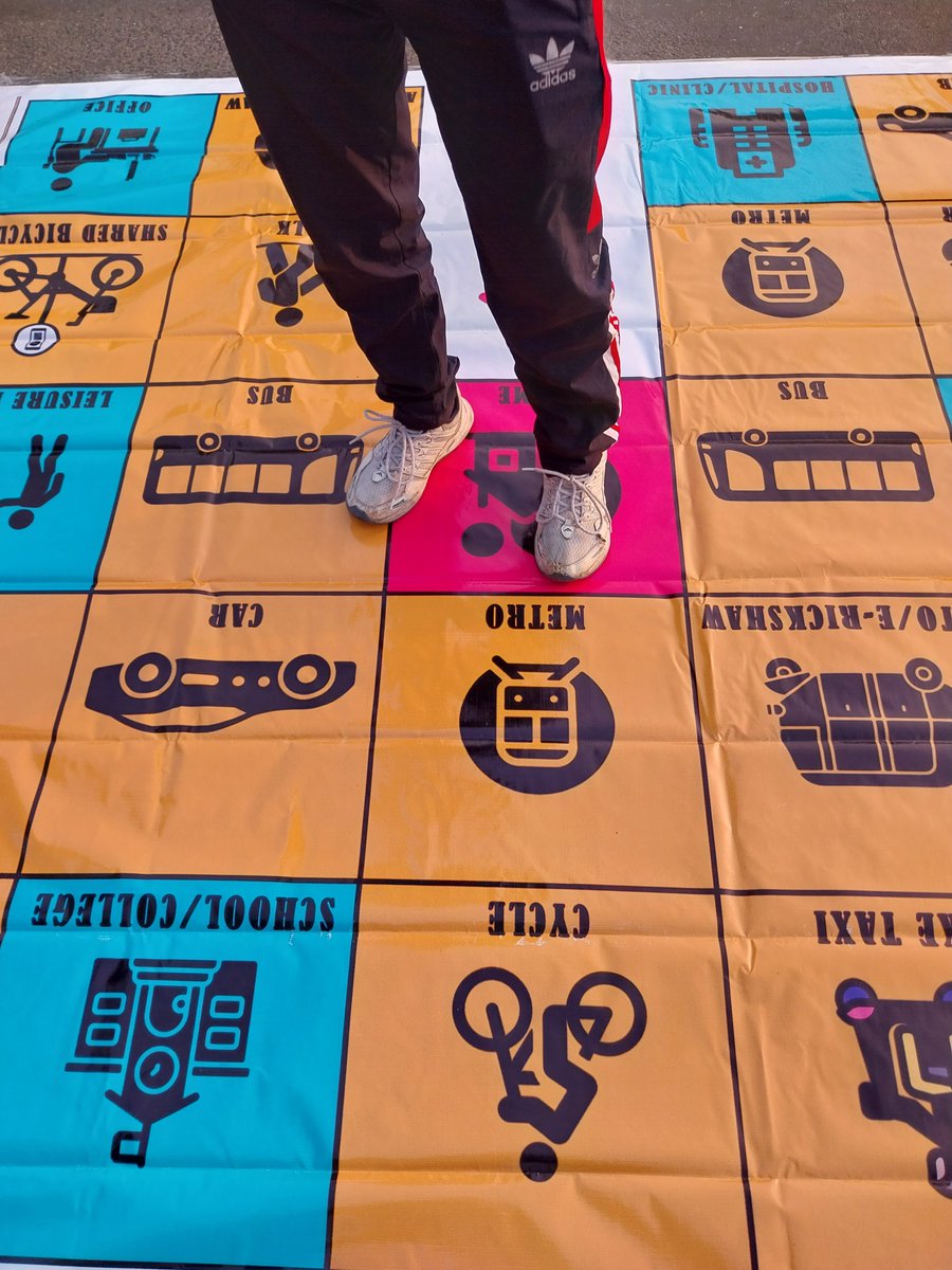 safetipin_'s tweet photo. Are you curious about your daily commute pattern? Join us for #howdoyoumove game at Raahgiri Day and find out! 🚴‍♀️🤸‍♀️🏃‍♀️🚶‍♀️ https://t.co/VDnYl5GGFx