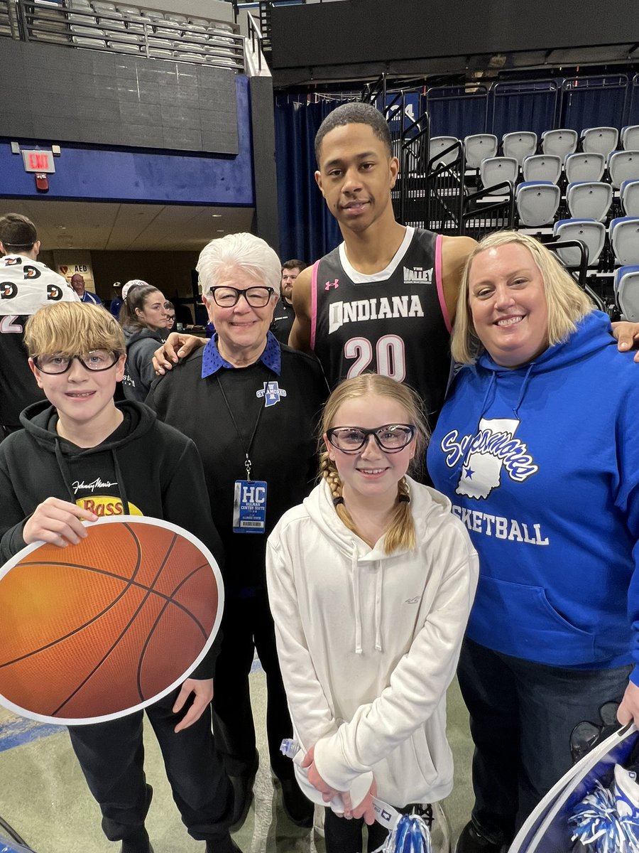 Amy Sandow on Twitter "Today was an AMAZING day! I took my niece and