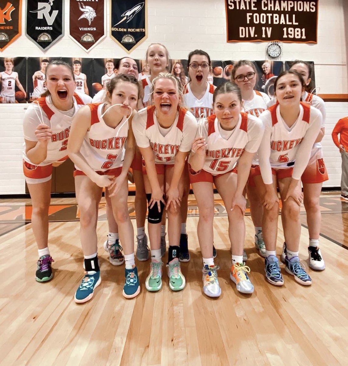 Sectional Champs🧡🤎