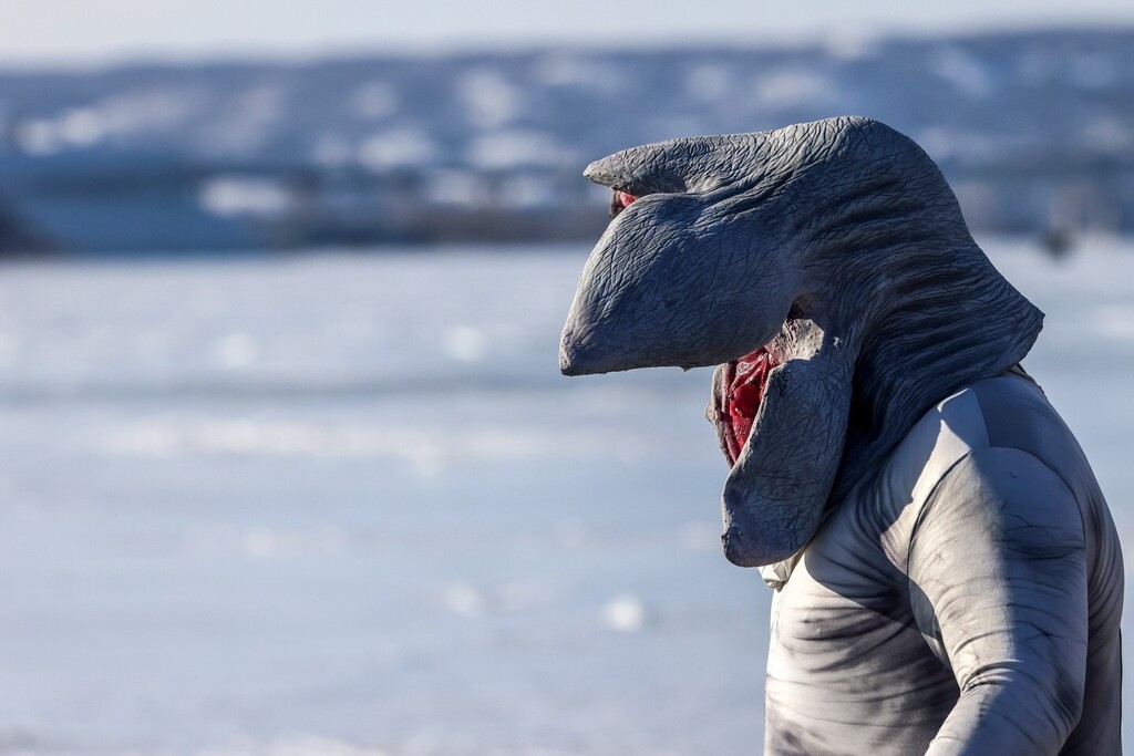 havington's tweet photo. A participant dressed as a demogorgon from the television show “Stranger Things” walks to the open water during the Special Olympics Polar Plunge at the end of Park Point on Saturday, Feb. 18, 2023, in Duluth. #strangerthings #specialolympics #polarplung… https://t.co/DqpaGc7Xyk https://t.co/Zi4DWqc1nR
