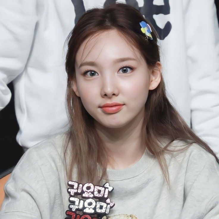 Mls🌙☀️•setmefree🏁•misamo👑• On Twitter Rt Inyhourly This Nayeon 나연 Nayeon 