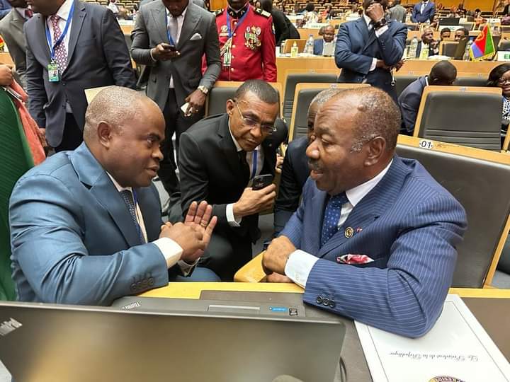 DKazasse's tweet photo. #Gabonfor
Actualités internationales
. Plateforme d'actualité des grandes lignes de Son Excellence Ali Bongo Ondimba. https://t.co/pRbd4fRErf