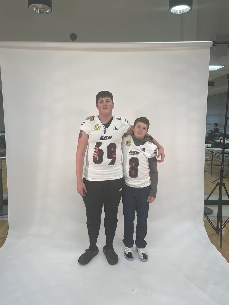 Tyler Brown (@tylerbr02648566) on Twitter photo Had a great junior day today at <a href="/EKUFootball/">EKU Football</a> thanks to all the coaches that made this possible and of course god 🙏🙏🙏 <a href="/cards_football/">Coach McKee</a> <a href="/_claymckee7/">Coach Clay</a> <a href="/CoachFee70/">Coach Fee</a> <a href="/Erik_Losey/">Erik Losey</a> Had a great junior day today at <a href="/EKUFootball/">EKU Football</a> thanks to all the coaches that made this possible and of course god 🙏🙏🙏 <a href="/cards_football/">Coach McKee</a> <a href="/_claymckee7/">Coach Clay</a> <a href="/CoachFee70/">Coach Fee</a> <a href="/Erik_Losey/">Erik Losey</a>