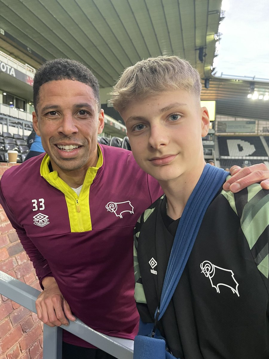 Mandy Evans tweet media