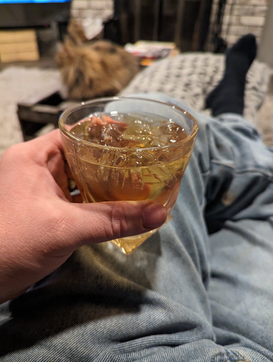 GetOff_MyLawn's tweet photo. #scotch #macallen
Yum https://t.co/uhwNLl55Js