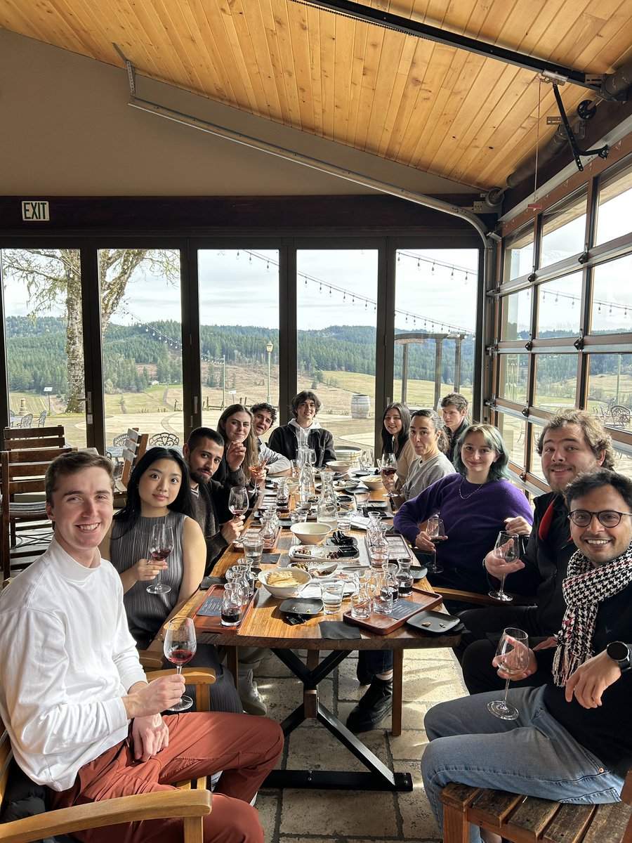 MuggleInSynbio's tweet image. A perfect getaway for a lab retreat on a sunny weekend.
More to follow soon! 
@PlesaLab @sweetcheekswine