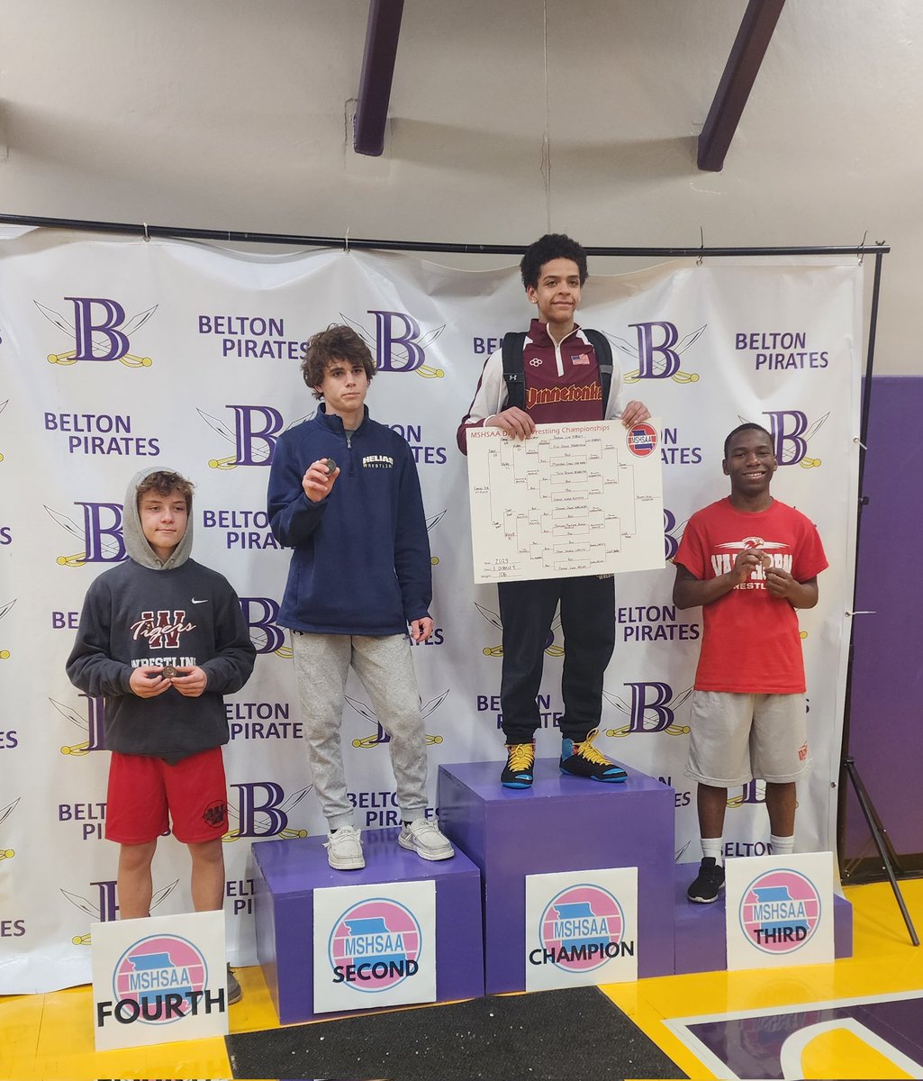 Wrestle4Tonka's tweet photo. The first boy to win 1st at Districts since 2014, and the first freshman to qualify for state since 2010. I present 106# Tyrre Broom. 
#TonkaTough #Wrestling https://t.co/wQQGKdisUG