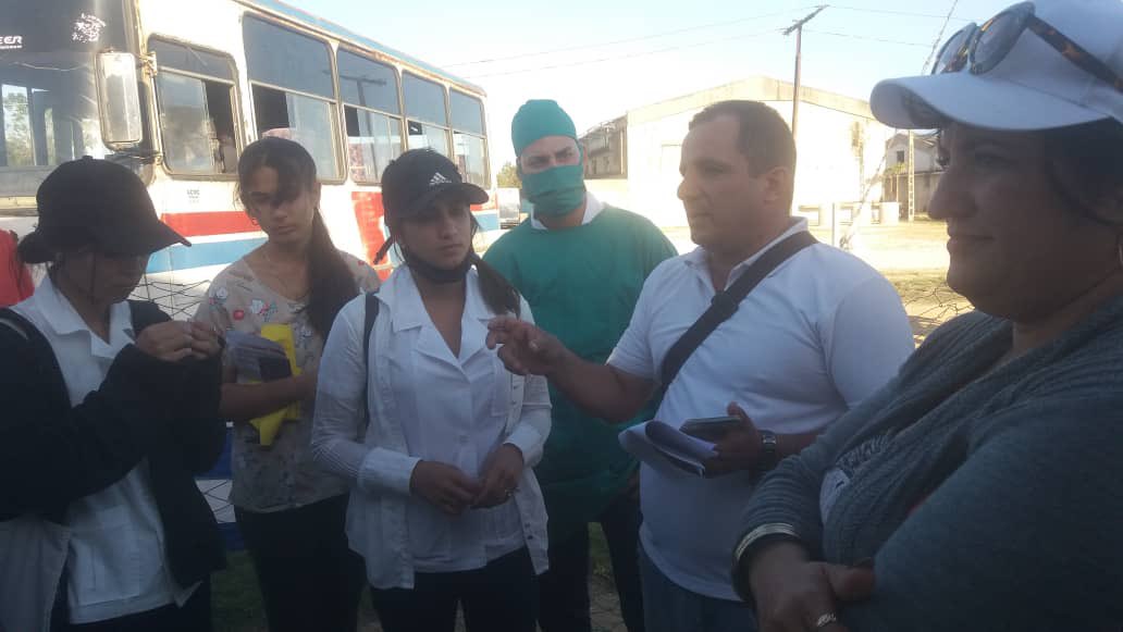 UCM_Cmw's tweet photo. Excelente jornada de trabajo en la Circunscripción #158 de la Esperanza con mucho amor 🌹 para nuestro pueblo.  #UCM_Camagüey #MejorEsPosible #RumboALaExcelencia #JuntarYVencer @DraDayamiLeonP @vasquez_yuneisy @chaoscorreat1 @EduardoLpezLey3 @vasquez_yuneisy @FabeloPinares https://t.co/Q5dXiJgXDJ